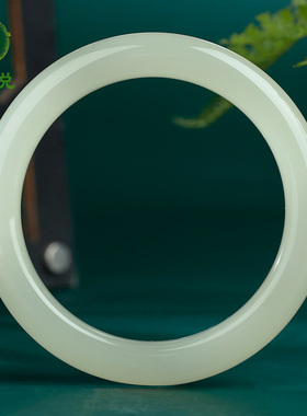 和田玉手镯女款玉镯子