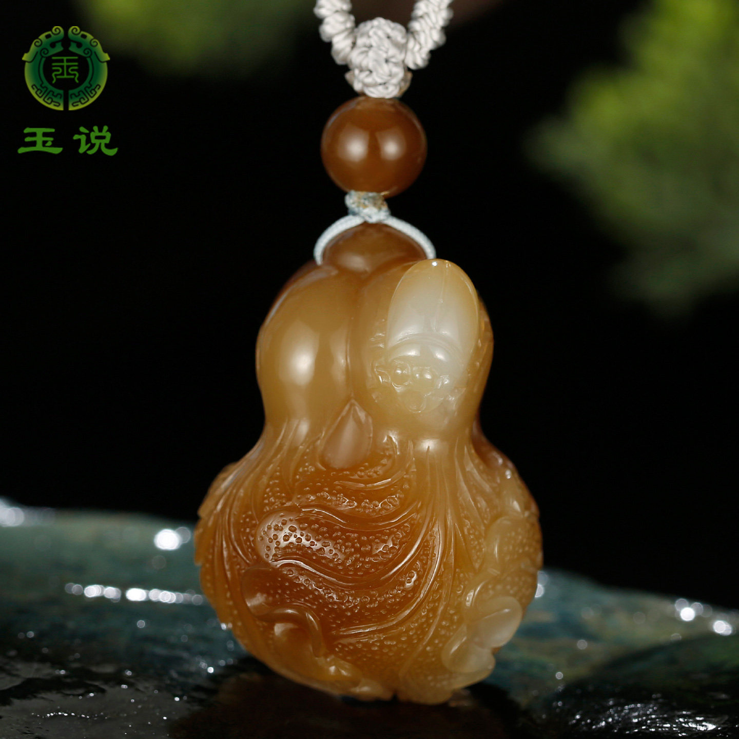 和田玉甲壳虫白菜吊坠男女款图片