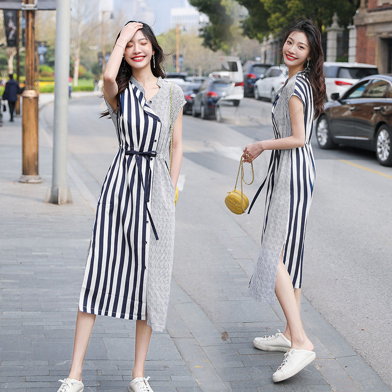 孕妇夏装连衣裙洋气潮辣妈装个性2025孕妇哺乳裙子夏季宽松时尚款