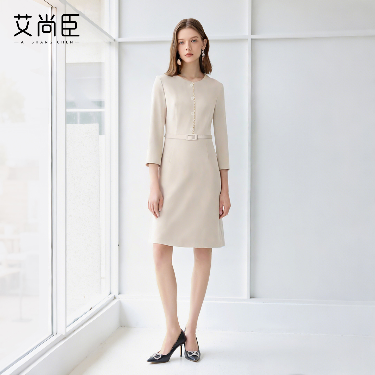 艾尚臣气质西装连衣裙女2025秋小个子轻熟风职场通勤穿搭职业正装