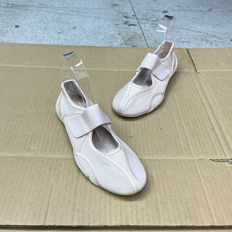 外贸原单女鞋新款时尚圆头纯色平底舒适魔术贴休闲百搭浅口单鞋,女鞋,浅口单鞋,淘宝优惠券,粉丝福利购,淘宝优惠卷