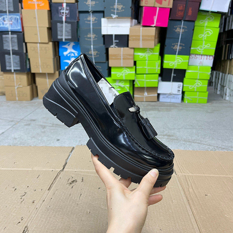 外贸原单厚底乐福鞋简约时尚新款圆头浅口流苏单鞋一脚蹬休闲日常,女鞋,乐福鞋（豆豆鞋）,淘宝优惠券,粉丝福利购,淘宝优惠卷