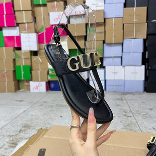 外贸原单女鞋子女款时尚百搭圆头平底夹趾金属标带钻一字带口凉鞋