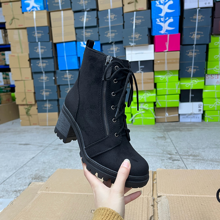 圆头系带侧拉链粗高跟防水台短靴