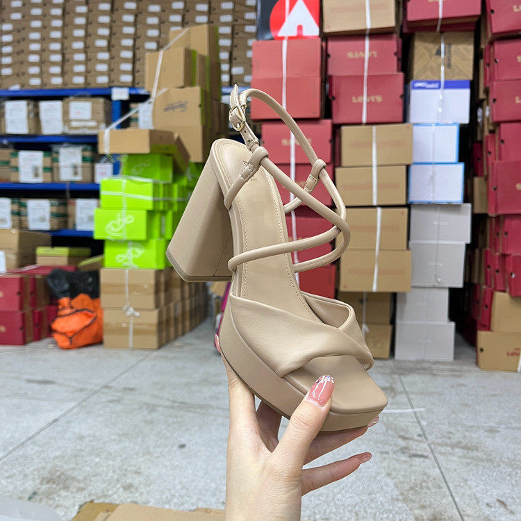 外贸原单方头厚底粗高跟凉鞋简约时尚夏季新气质百搭露趾日常外穿