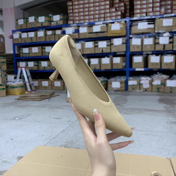 潮流性感单鞋舒适百搭尖头细跟