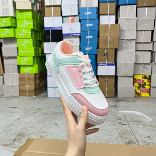 新款厚底休闲板鞋简约时尚新款拼接圆头系带舒适日常休闲运行鞋