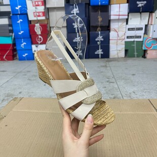 新款 简约时尚 舒适休闲百搭 Shoes外贸原单圆头坡跟带钻凉鞋 Lady