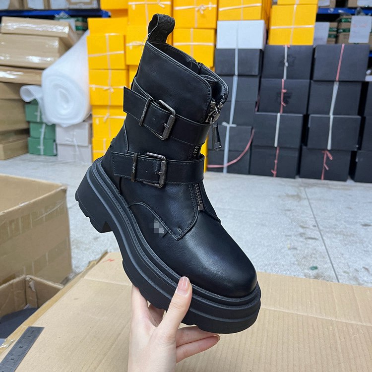 短靴加绒简约时尚舒适百搭