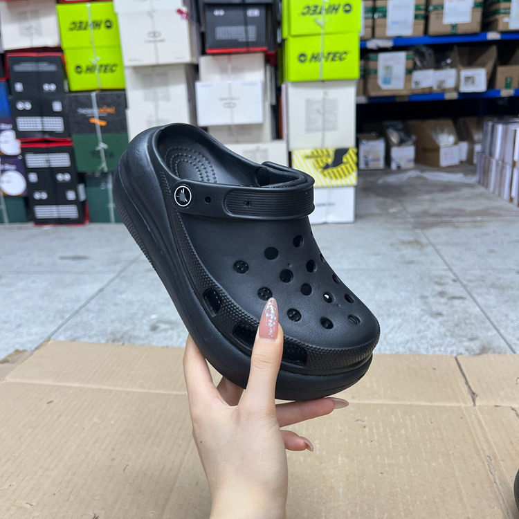 时尚圆头纯色厚底洞洞鞋休闲拖鞋