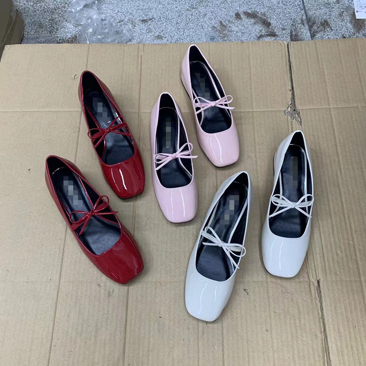 粗跟玛丽珍浅口一脚蹬单鞋