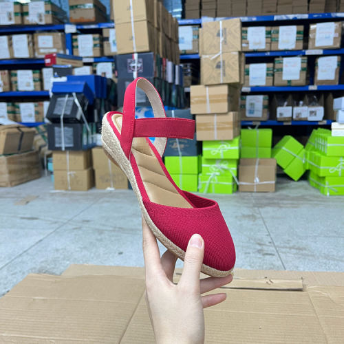 新款编织shoes休闲百搭妈妈凉鞋