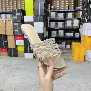 Lady Shoes 外贸原单女鞋新款时尚百搭圆头纯色带钻平底拖鞋凉鞋