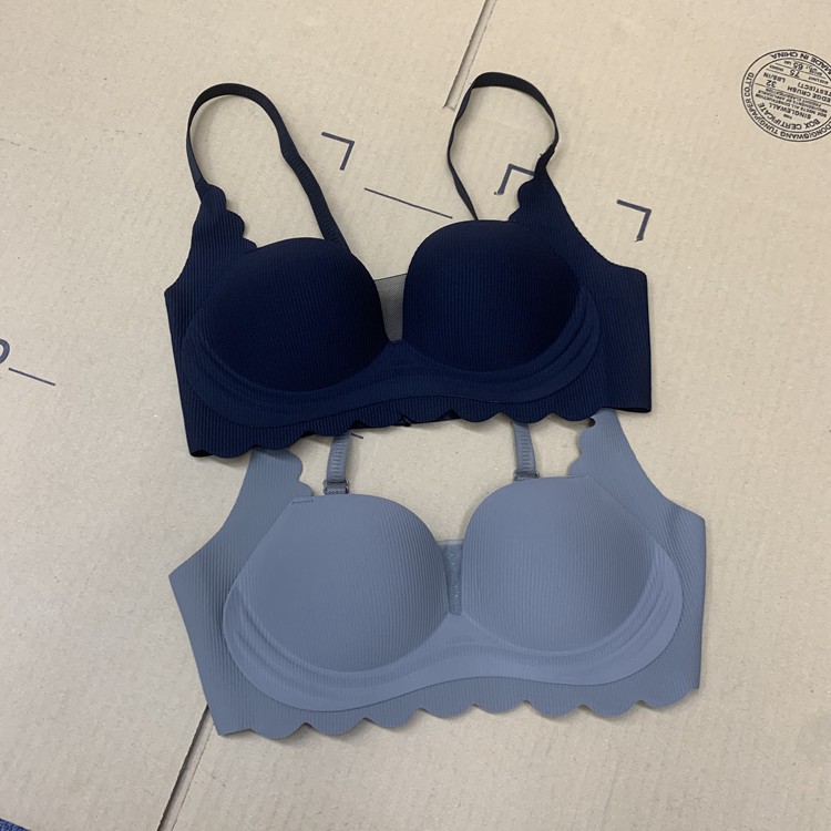 无痕美背大码小胸聚拢无钢圈调整型收副乳透气性感内衣