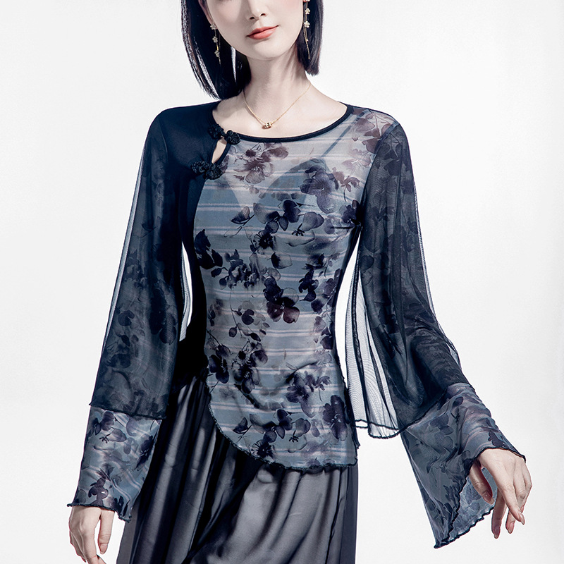 国风复古印花舞蹈上衣女喇叭袖2025春节新款盘扣设计感网纱练功服