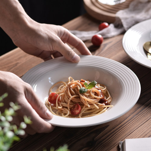 意面盘陶瓷西餐盘螺纹草帽设计