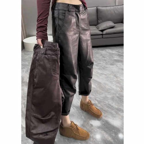 休闲风中高腰弯刀九分阔腿裤