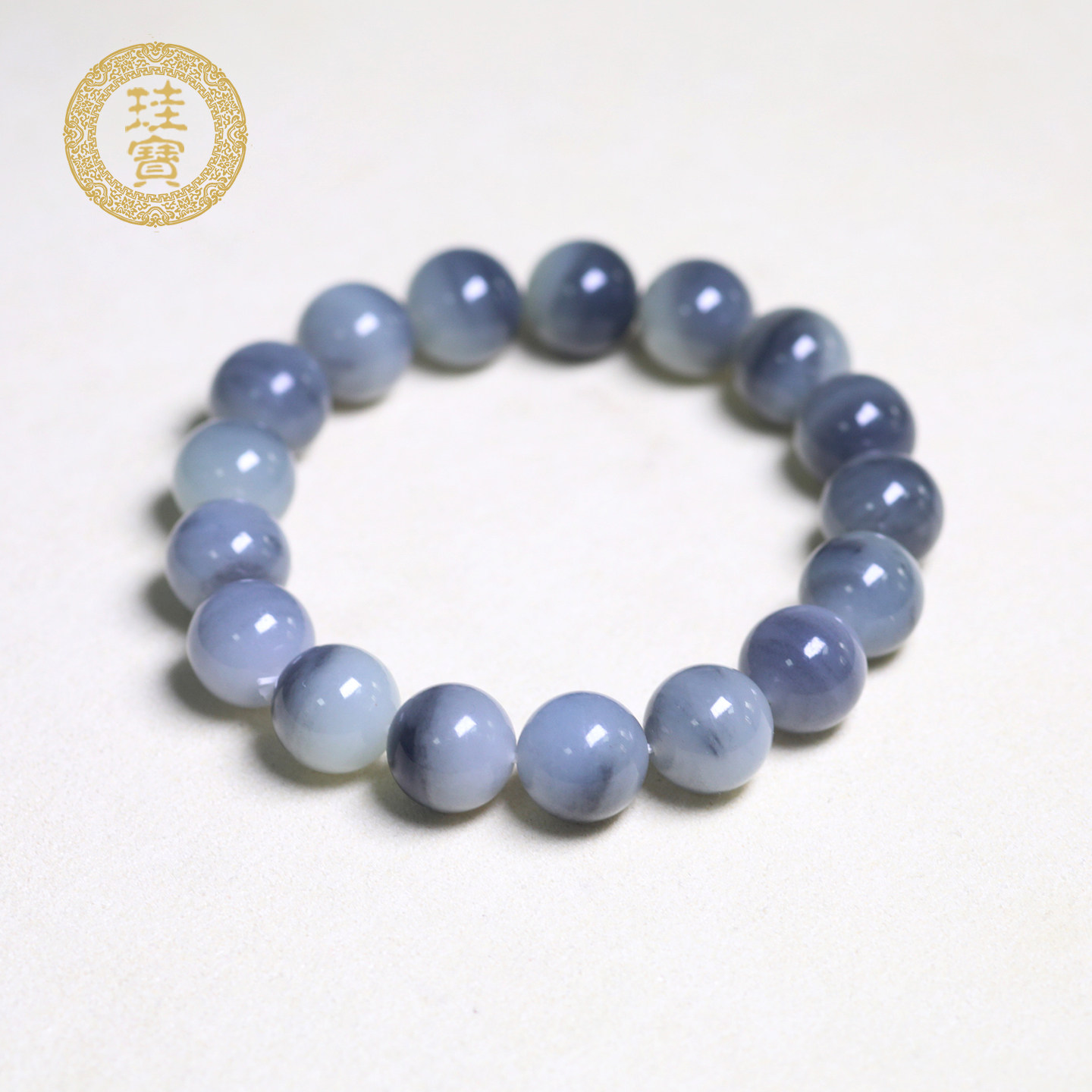 珪宝和田玉青花手串12mm带证书