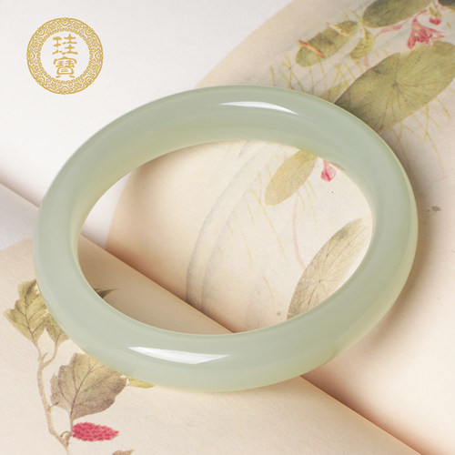 珪宝和田玉青白玉宽条手镯女高冰