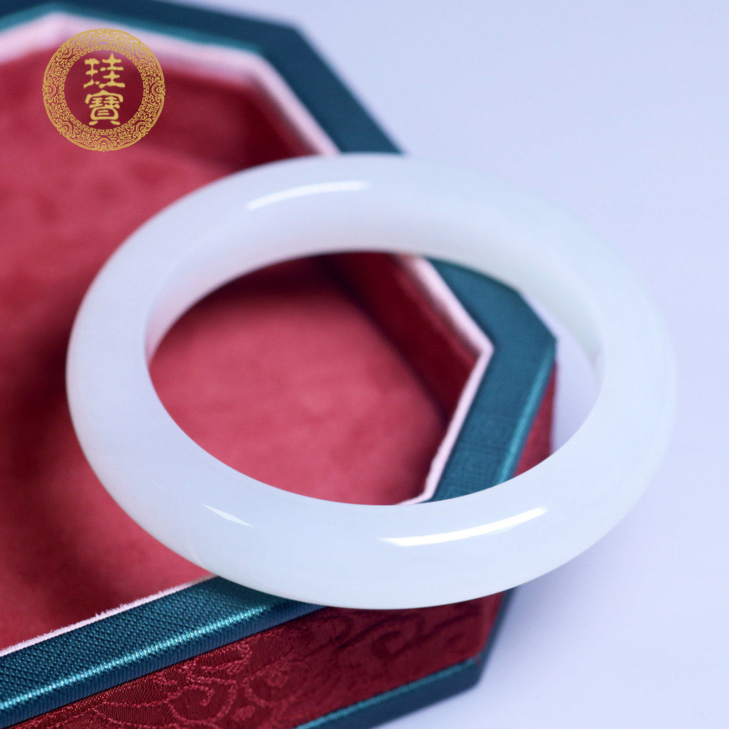 珪宝和田玉羊脂玉宽条手镯56.4mm