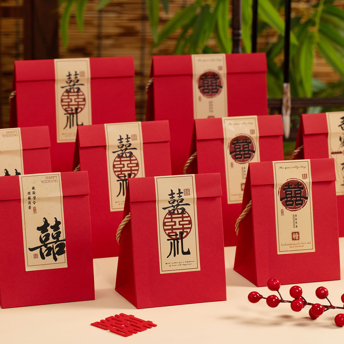 红色结婚喜糖盒2026新款婚礼专用装糖果礼盒空盒高级订婚喜糖袋子