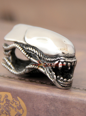 朋克风欧美男士款异形钛钢吊坠