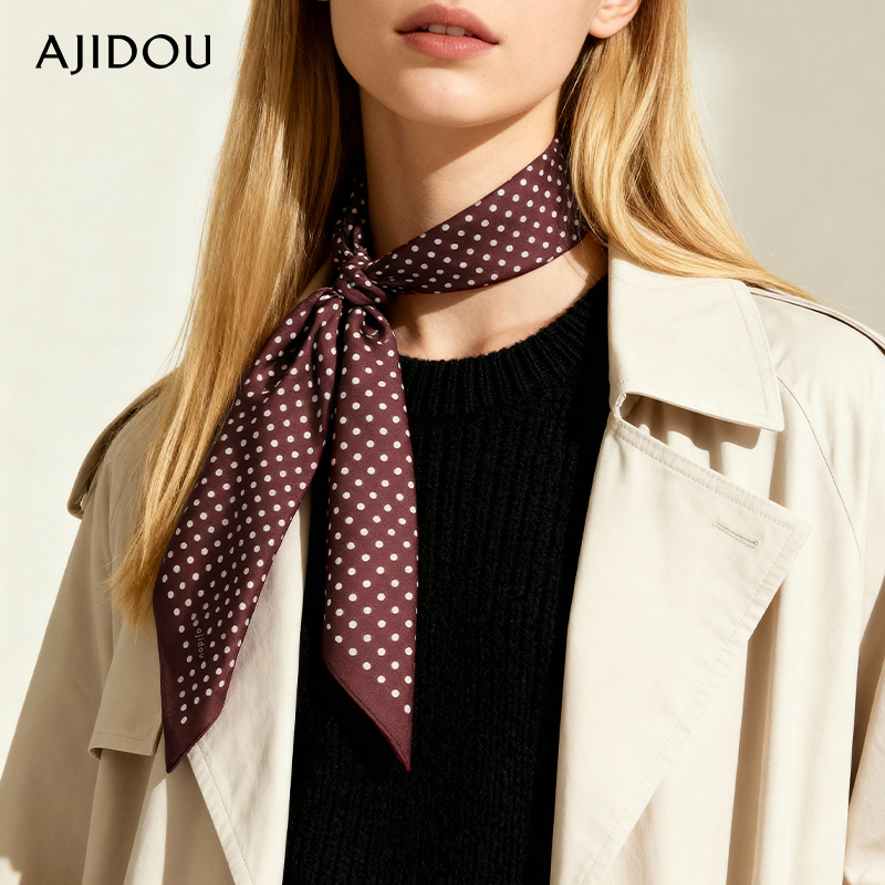 阿吉豆女款桑蚕丝配饰优雅丝巾