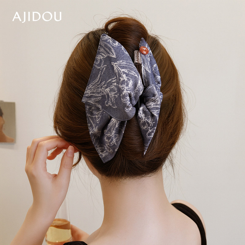 AJIDOU阿吉豆三角抓夹女款发饰不伤发大鲨鱼夹高颅顶发抓高级头饰