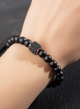 秋冬男士黑磨砂火山石串珠手链