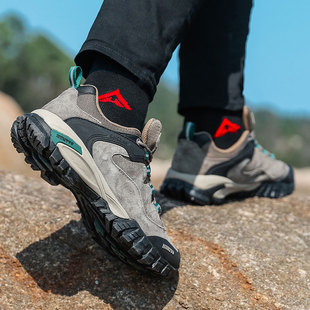 悍途登山鞋男秋季专业女士爬山户外鞋防水防滑透气轻便外贸徒步鞋
