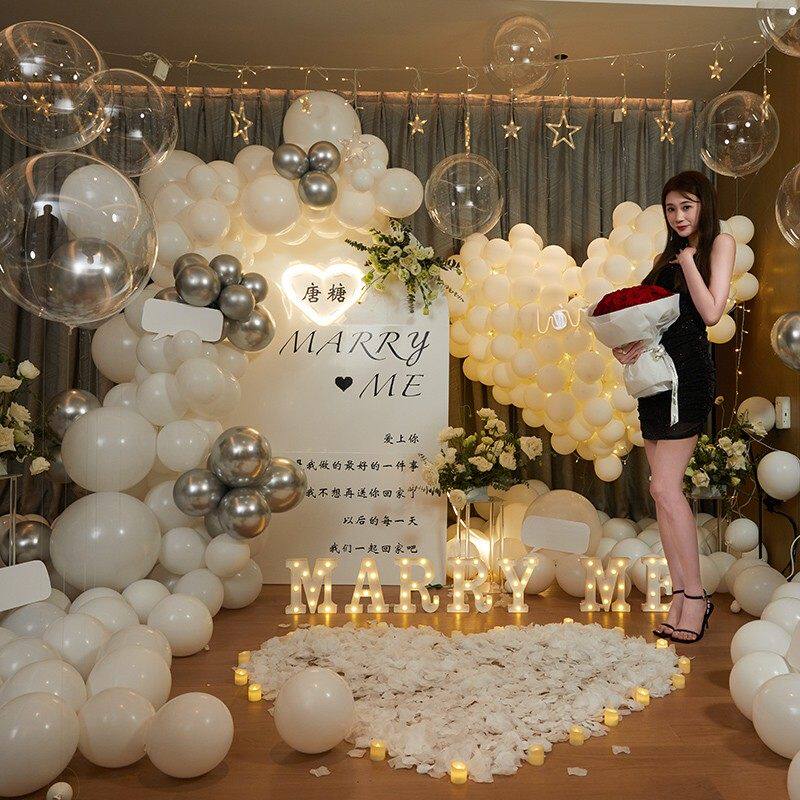 白色高级感梦幻求婚室内布置浪漫惊喜场景布置创意用品表白神器