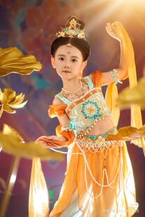 儿童汉服敦煌飞天舞蹈演出服西域女童古装国风唐装异域风情表演服
