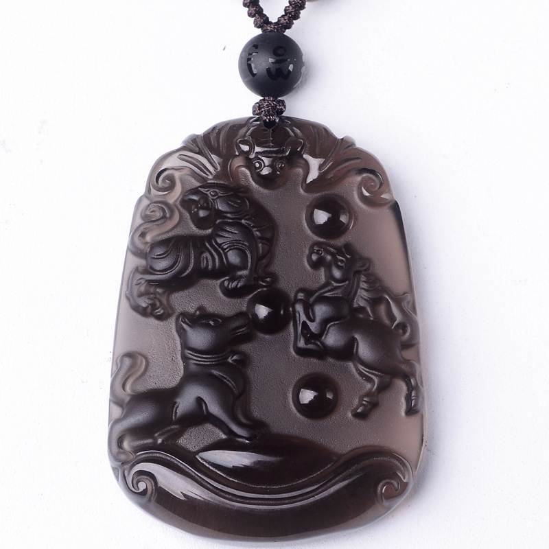 虎马狗冰种黑曜石三合贵人吊坠