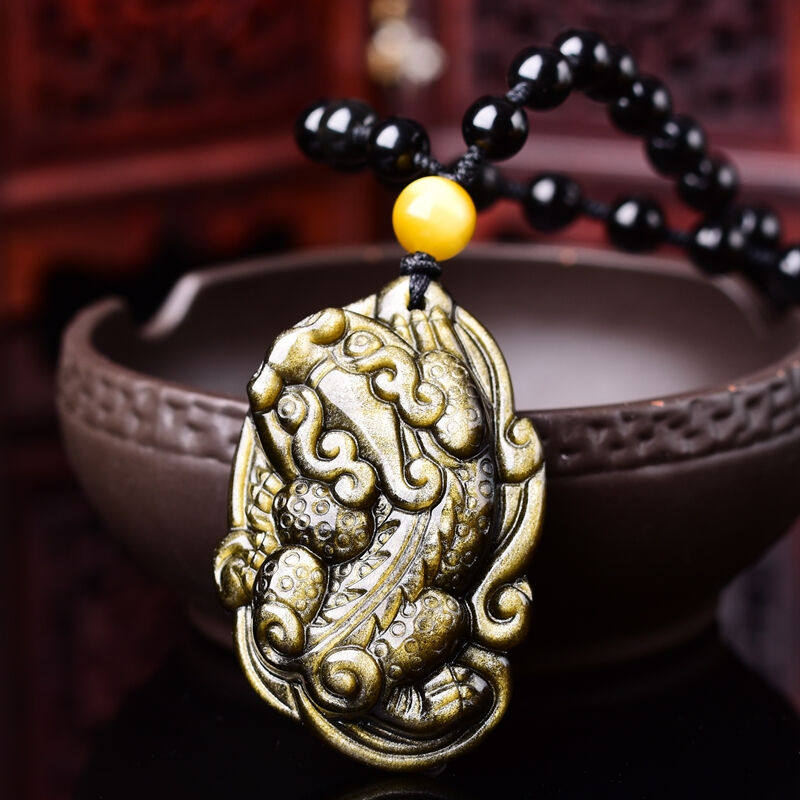 金曜石玉佩貔貅证书吊坠