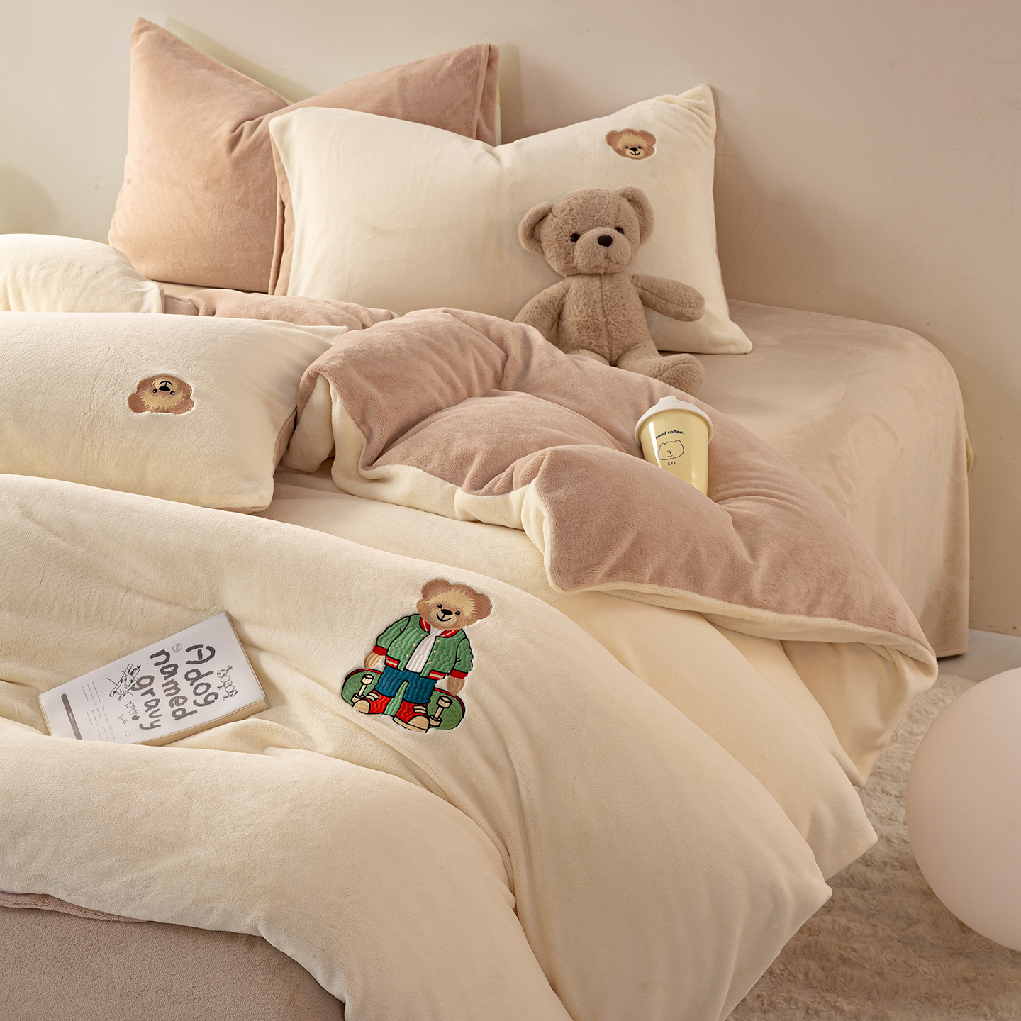 冬日四件套牛奶绒加厚保暖加绒