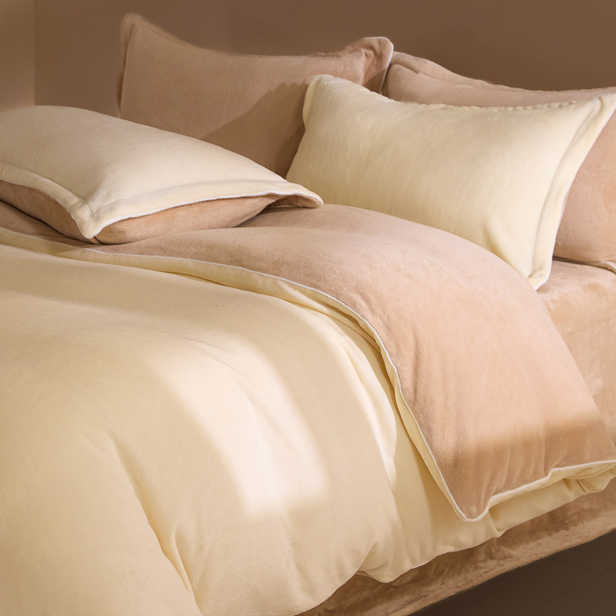 冬日四件套牛奶绒加厚保暖法兰绒珊瑚绒床单被套床笠加绒床上用品