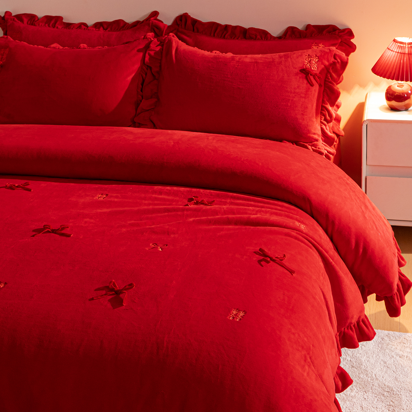 新婚结婚四件套牛奶绒冬季保暖红色婚庆喜被婚嫁床单被套陪嫁床品