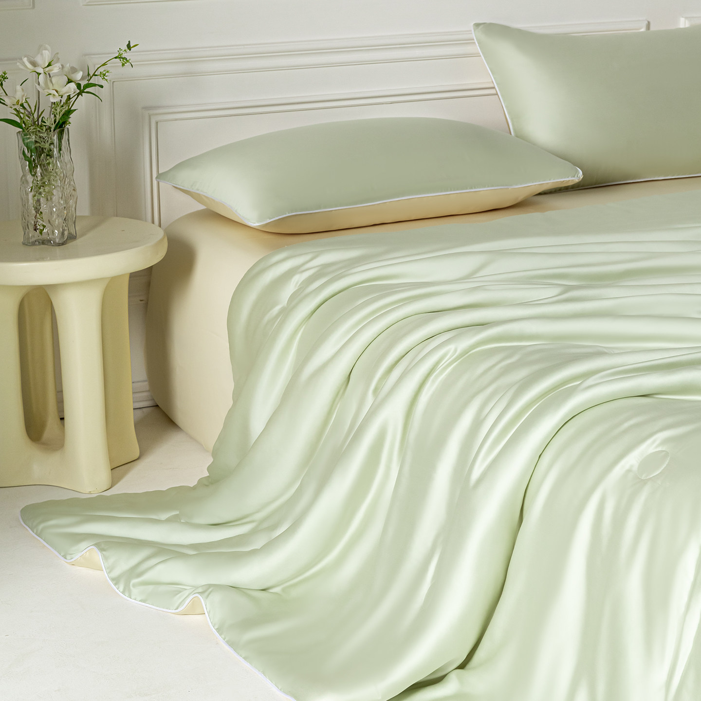 夏凉被空调被子被芯四件套单人双人薄夏季凉感冰丝可机洗2026新款