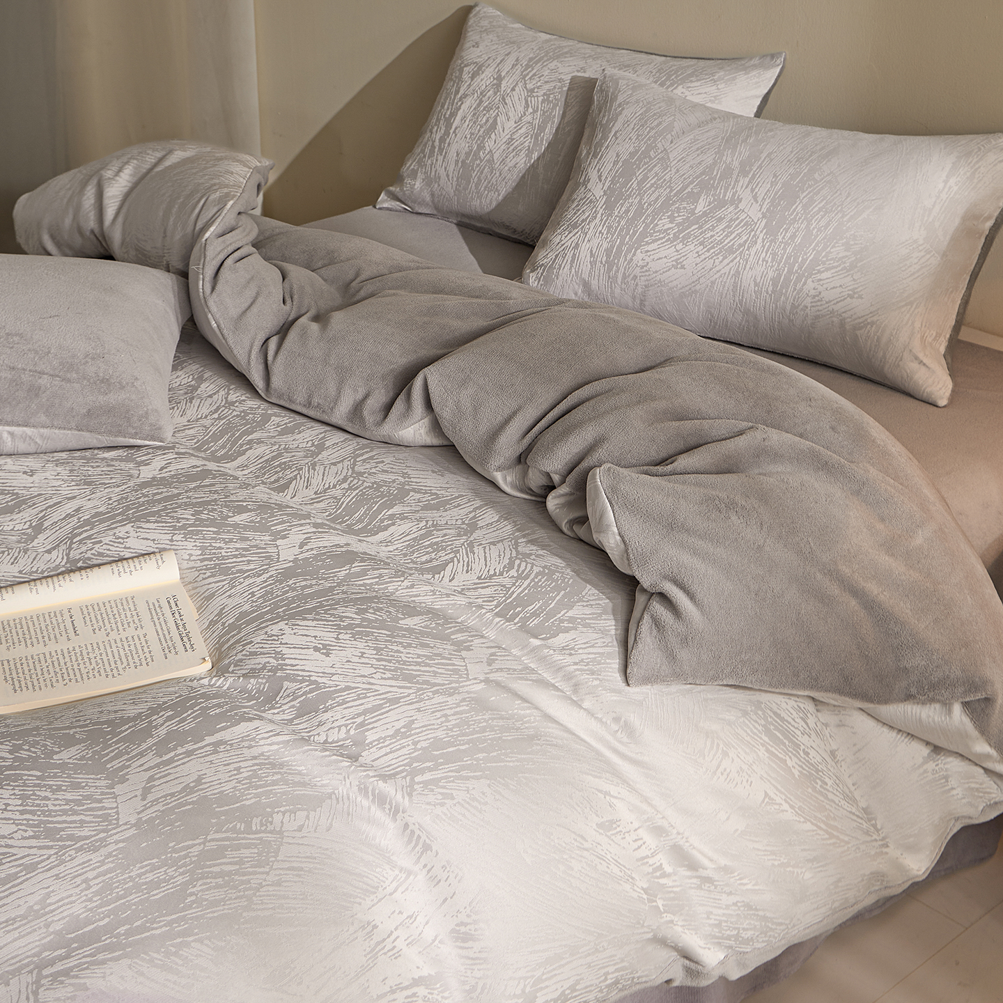 冬季毛绒被罩牛奶绒2025新款被单