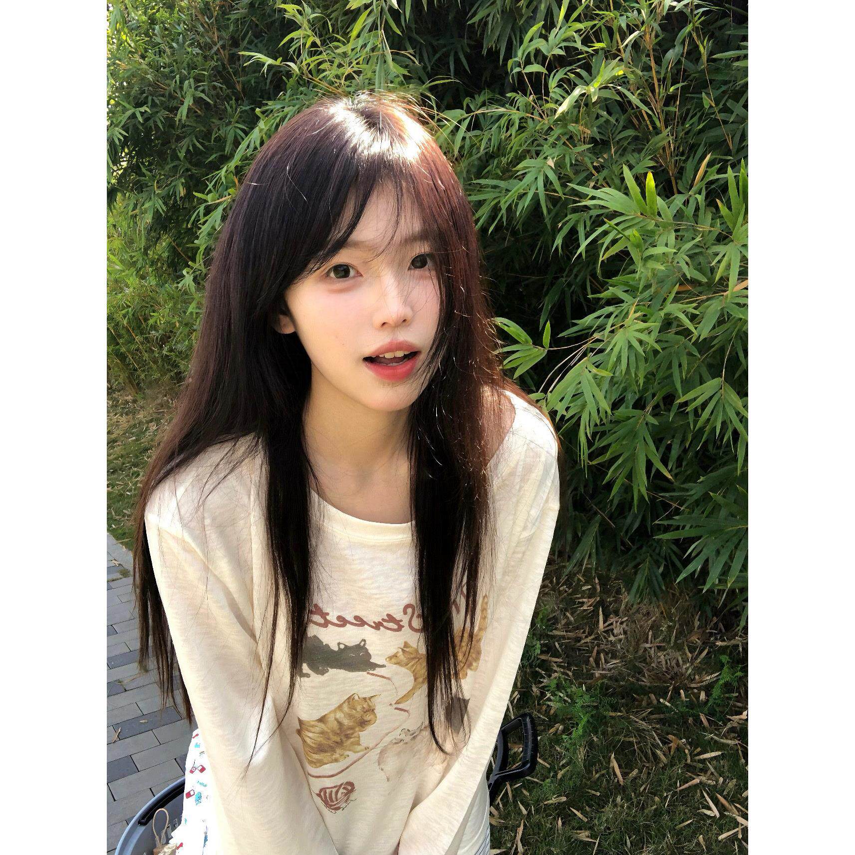 手绘猫咪印花一字肩防晒长袖t恤女夏季斜肩薄款宽松慵懒罩衫上衣
