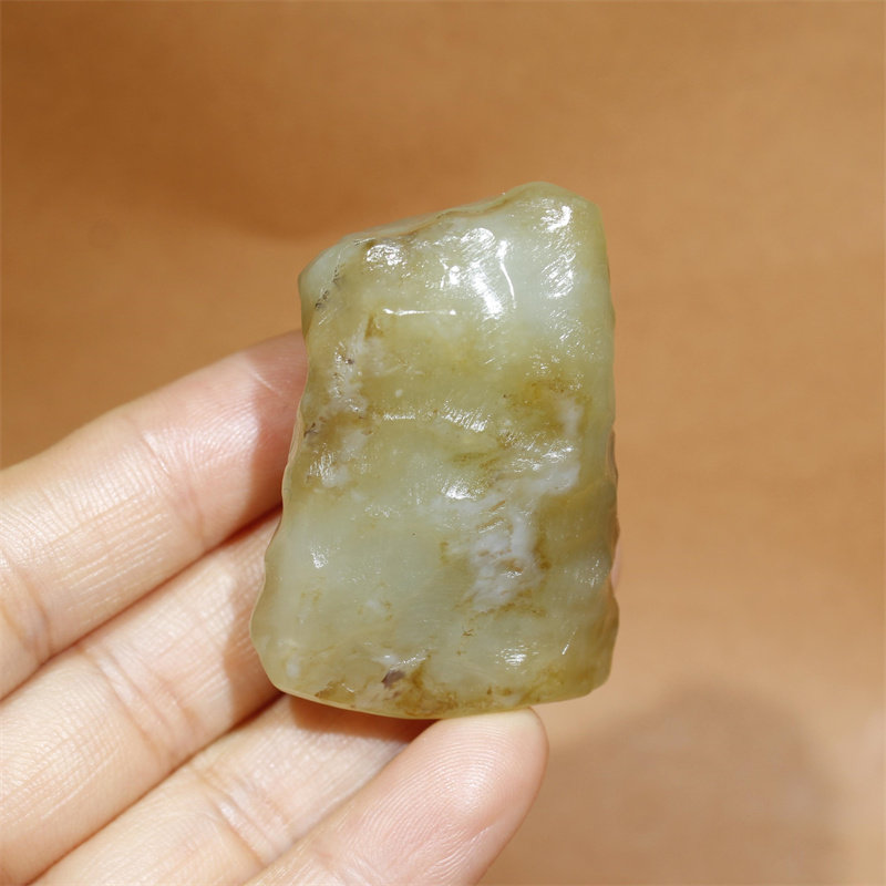 48克糖青白玉山料原石把件料