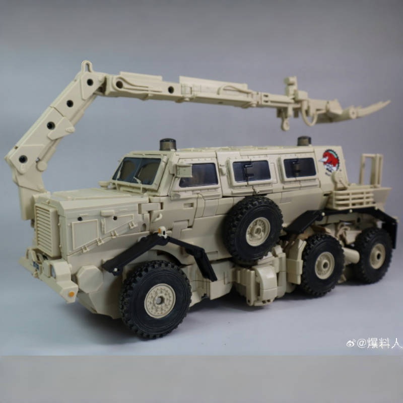 MPM14碎骨魔变形玩具