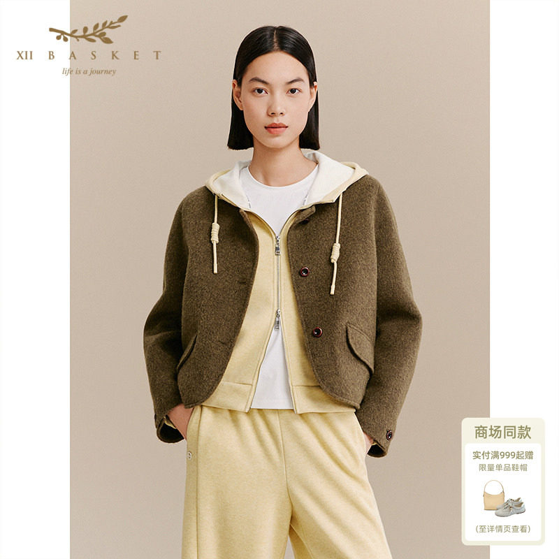 十二篮军绿短款户外大衣