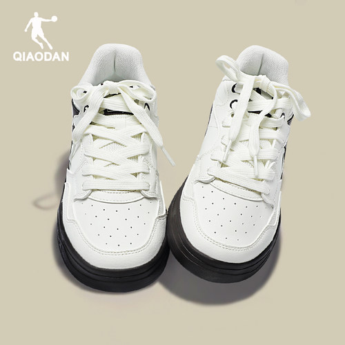 乔丹板鞋女小白鞋学生运动鞋