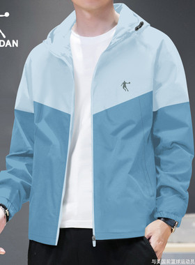 乔丹运动外套男蓝色防泼水冲锋衣春秋季新款户外登山露营风衣男装