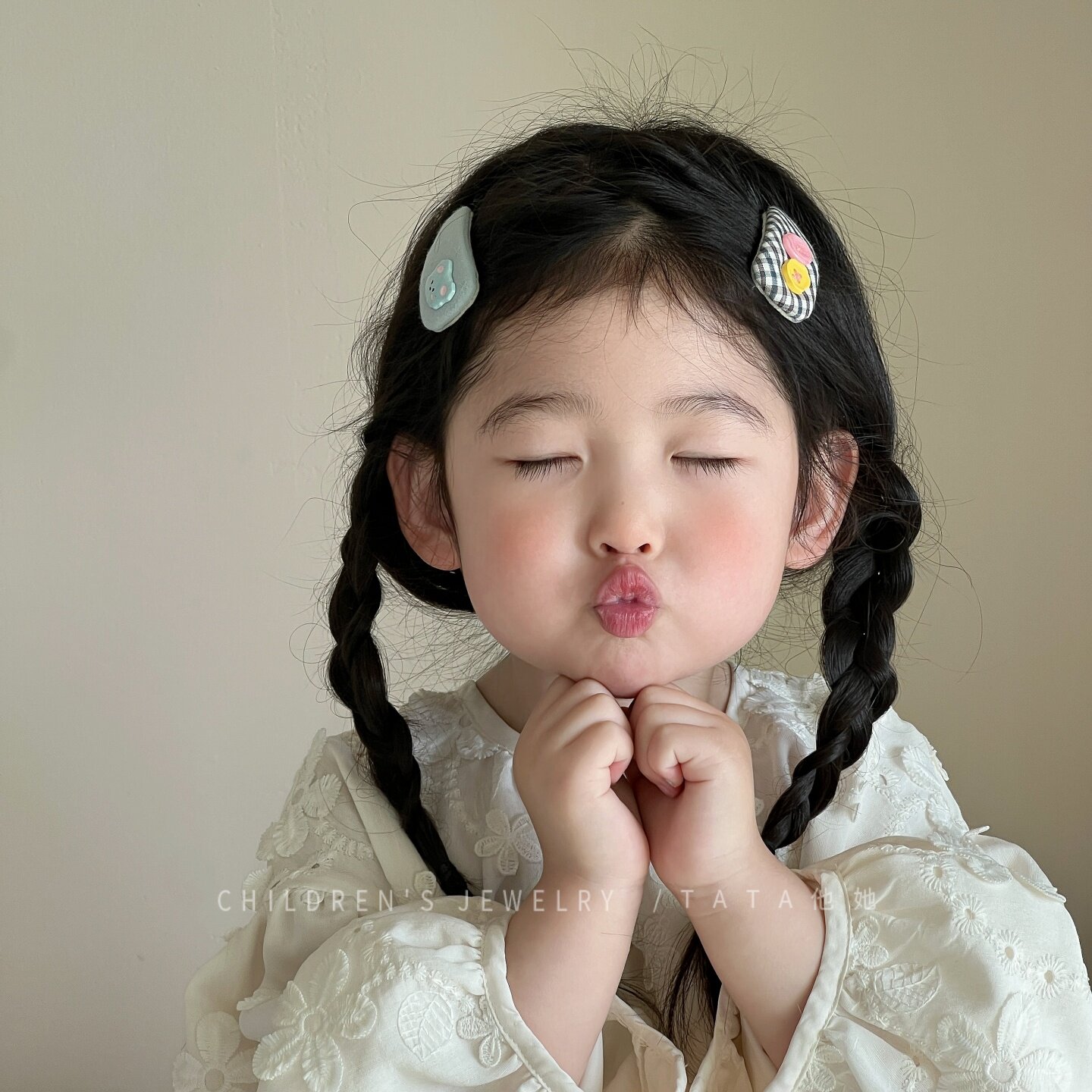 2026年新款清新蓝色格纹蝴蝶结纽扣儿童发夹小女孩发卡边夹刘海夹