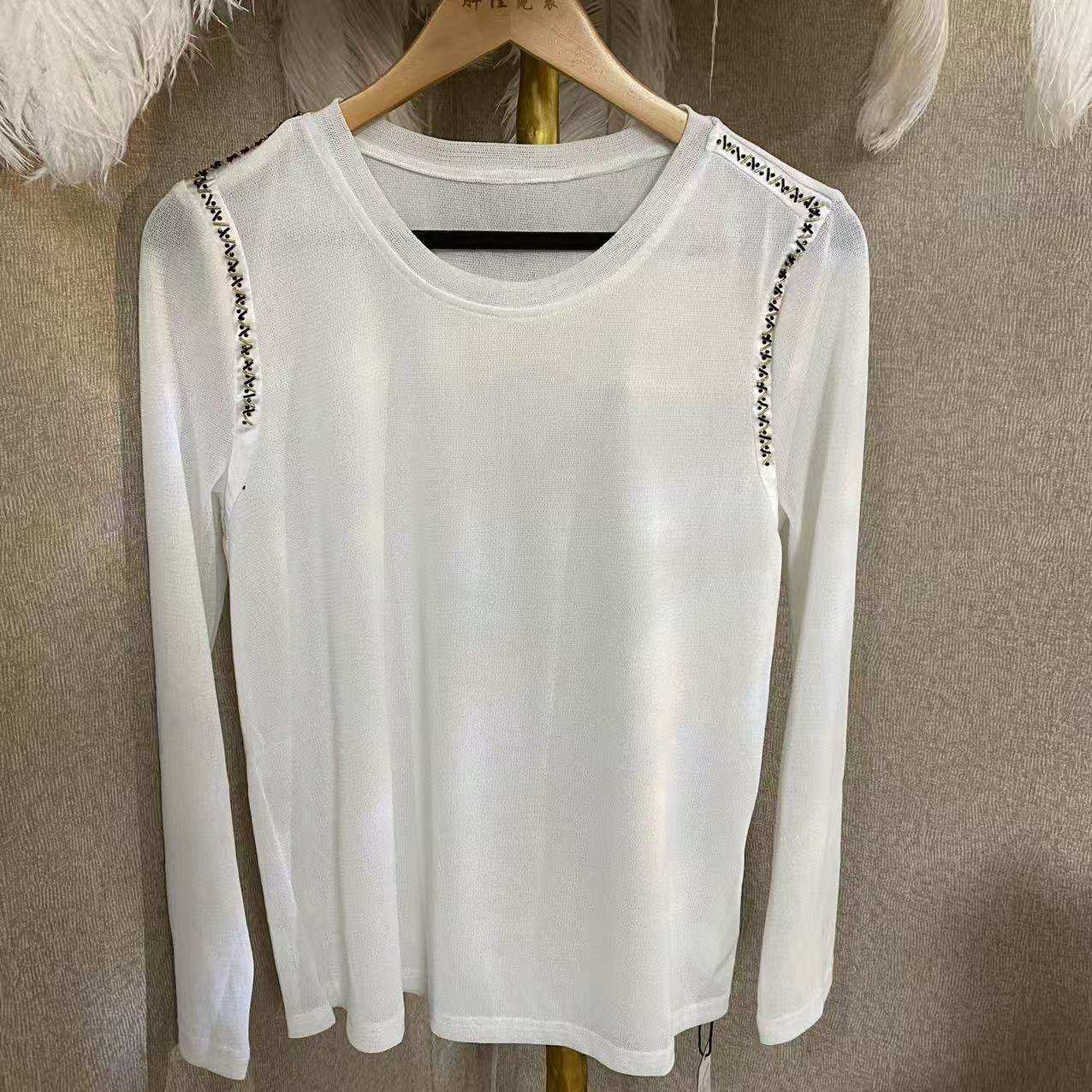 1839大码女装秋季新款圆领钉珠镂空长袖T恤女宽松显瘦打底衫,女装/女士精品,大码内搭,淘宝优惠券,粉丝福利购,淘宝优惠卷