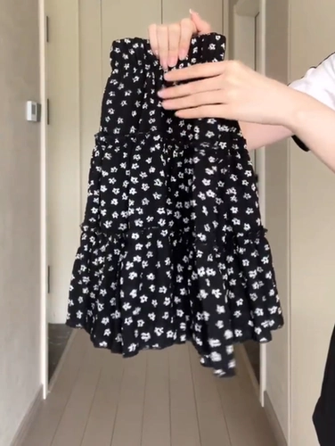 Черная летняя юбка, милая мини-юбка, цветочный принт, А-силуэт, высокая талия