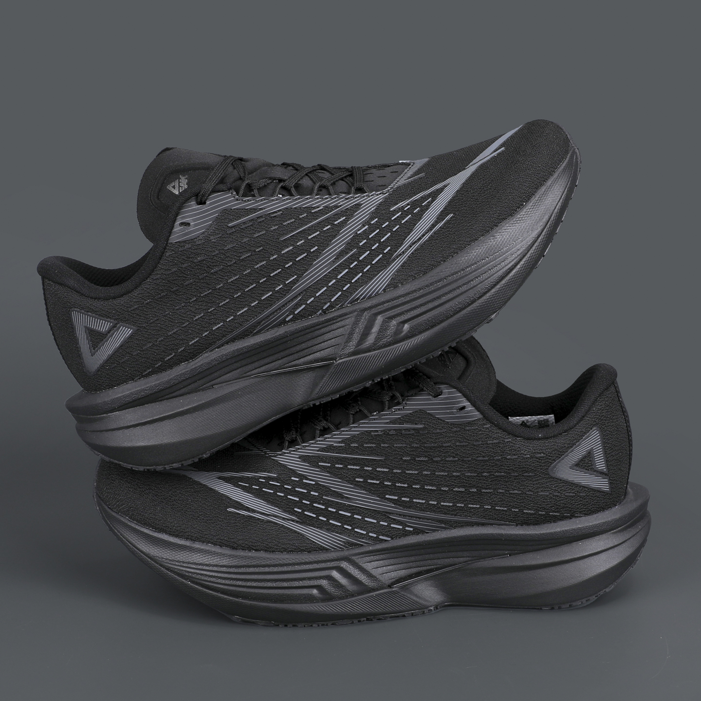 匹克态极UP305.0跑步鞋马拉松