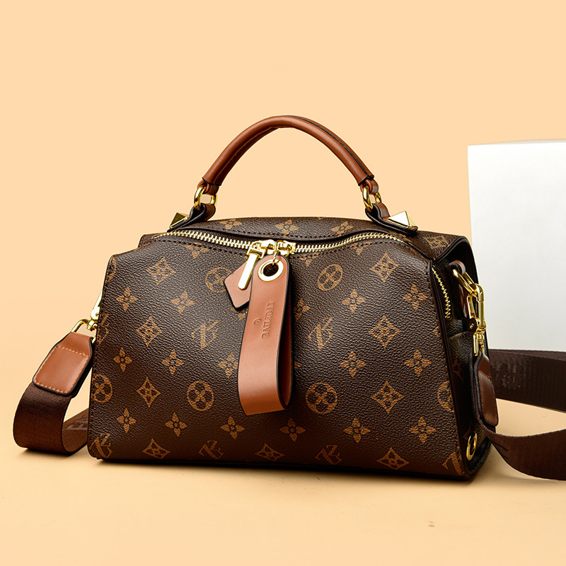 高级感真皮复古波士顿包2025新款老花枕头包洋气手提包单肩斜挎包